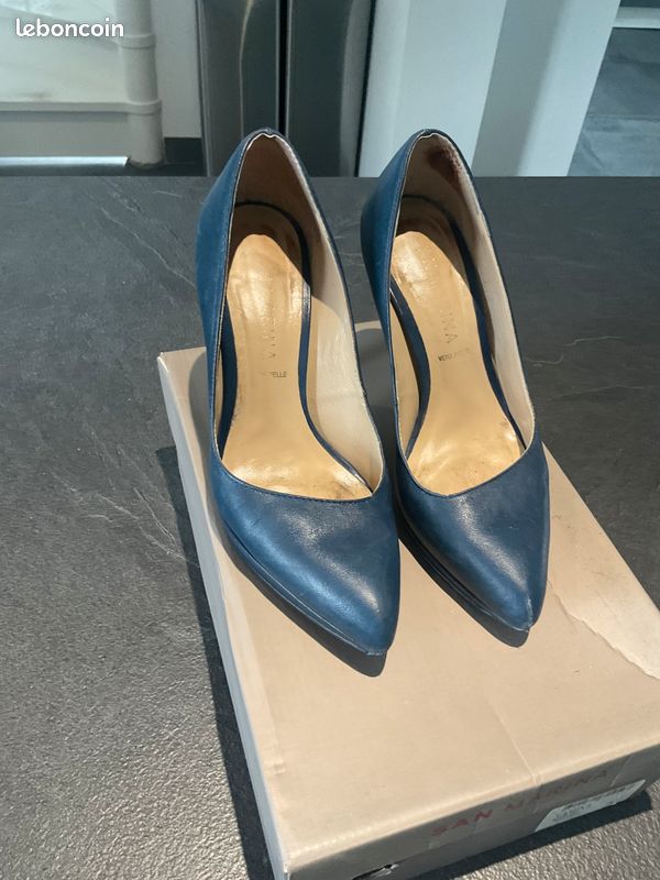 Escarpins SAN MARINA En Cuir Bleu – Taille 36, Talons Moyens, Très Bon État Occasion