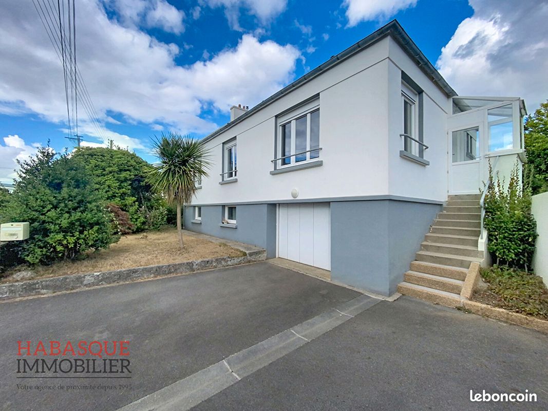 Maison 5 pièces 82 m² · à Landivisiau · 82 m² · 950 €/mois