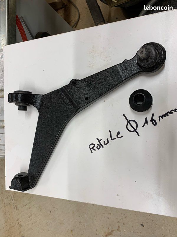 Triangle AX (image 1)