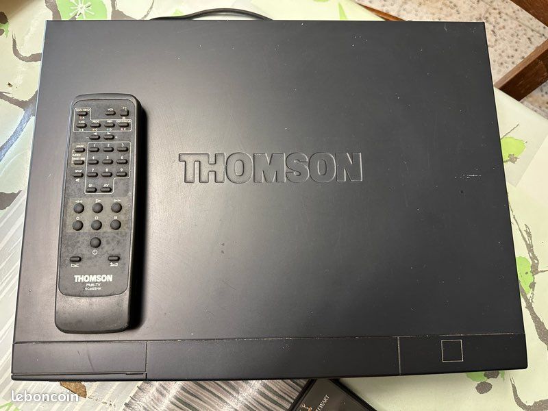Magnetoscope Vhs Thomson , Magnétoscope - WSTTC