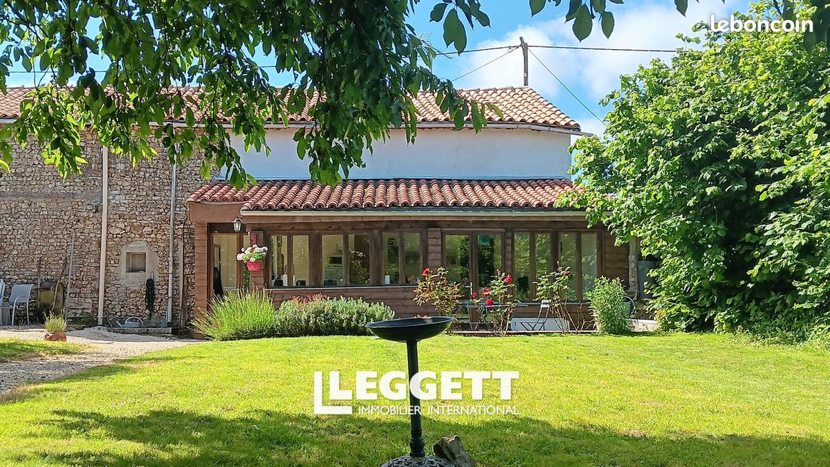 Maison 3 pièces 66 m² · à Sommières-du-Clain · 66 m² · 109 000 €