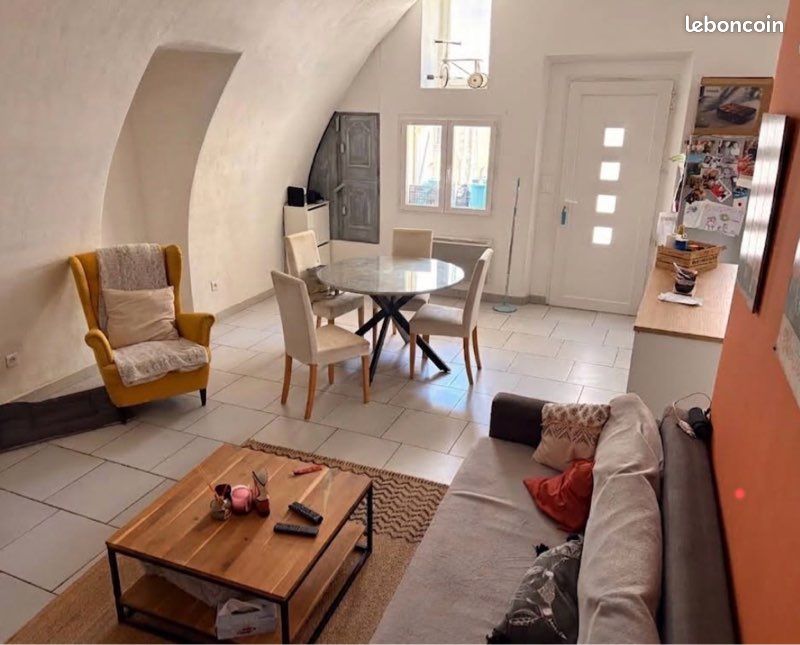 Maison 4 pièces 90 m² · à Villelaure · 90 m² · 230 000 €