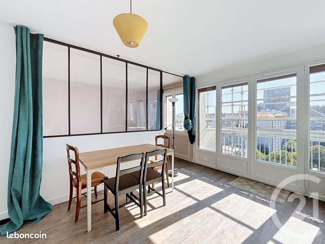 Appartement 2 pièces 38 m² · à Vitry-sur-Seine · 38 m² · 990 €