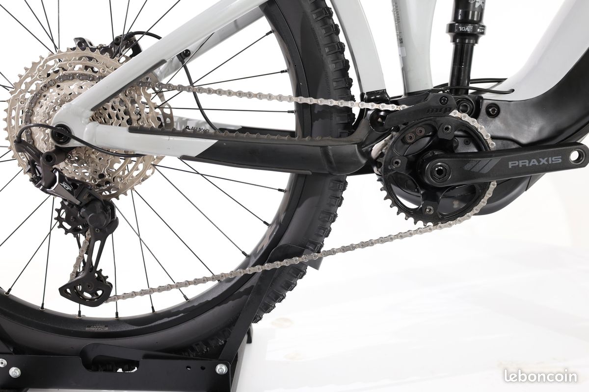 GIANT Reign E+ 1 MX PRO 2024 Taille M - Vélo Vtt Électrique reconditionné | 15 jours pour essayer (image 4)
