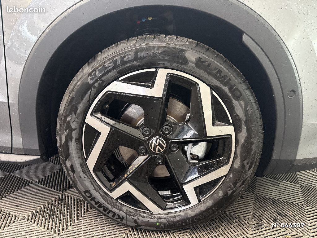 Volkswagen T-Roc 1.5 ETSI EVO2 HYBRID 150CH DSG7 R-LINE ATTELAGE (image 8)