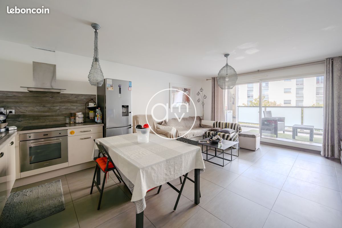 Appartement 3 pièces 64 m² · à Hyères · 64 m² · 319 000 €