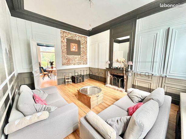 Maison 8 pièces 225 m²