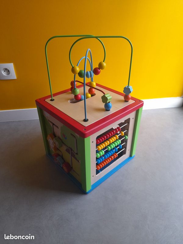 Cube (image 3)