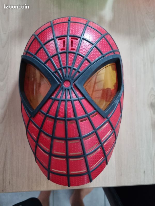 Masque spiderman (image 1)