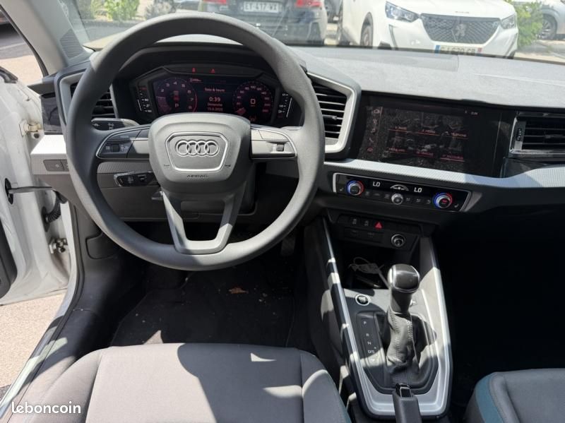 Audi A1 Sportback 25 TFSI 95ch Design S tronic 7 (image 16)