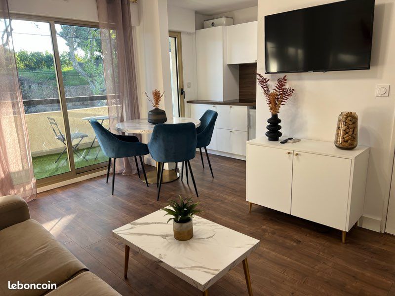 Appartement 1 pièce 24 m² · à Fréjus · 24 m² · 650 €/mois