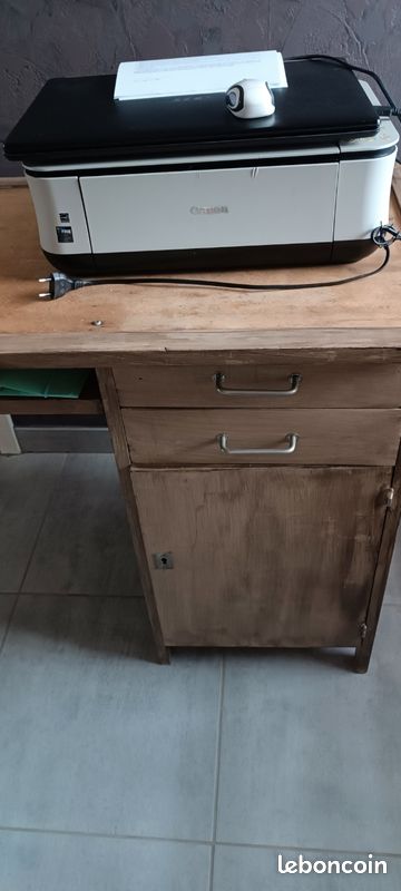 Bureau ancien relooké (image 2)