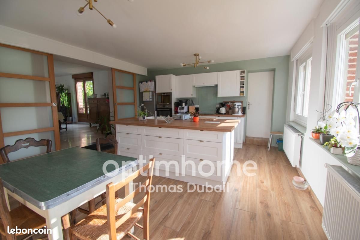 Maison 7 pièces 190 m² · à Hecq · 190 m² · 332 000 €