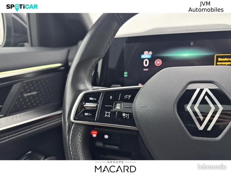 Renault Austral 1.2 E-Tech full hybrid 200ch Iconic (image 27)