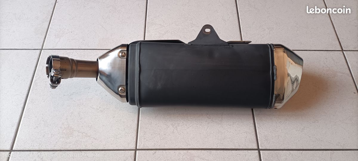 Cartouche échappement Suzuki 750 GSR (image 2)