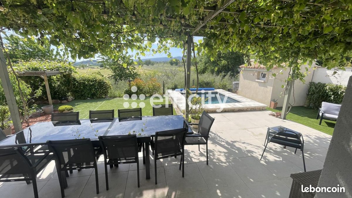 Maison 4 pièces 106 m² · à Roussillon · 106 m² · 435 000 €