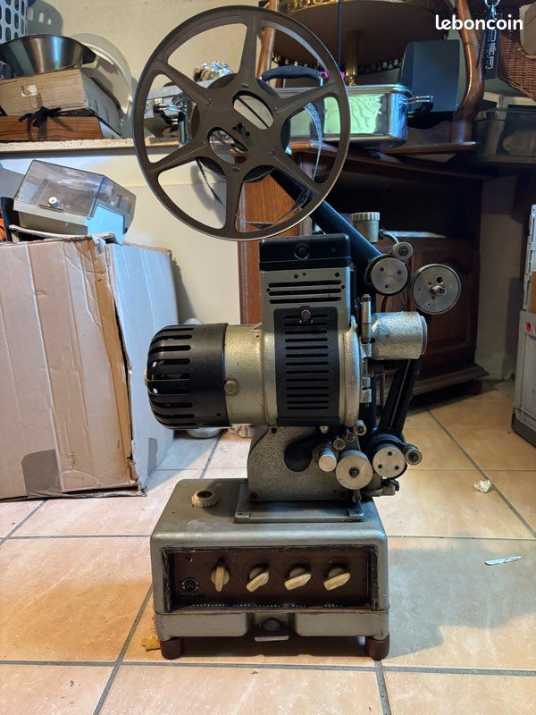 Projecteur à Plaques Ancien – Éclairage Vintage – Bon État (Occasion)