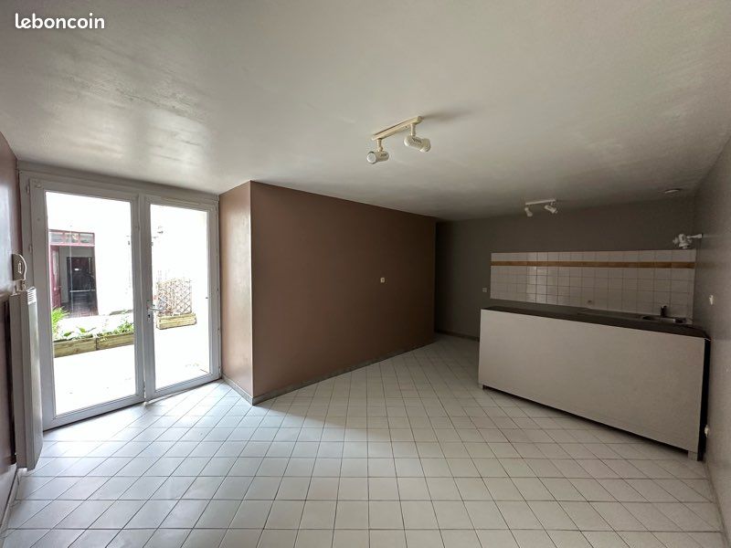 Appartement 2 pièces 37 m² · à Rochefort · 37 m² · 440 €/mois