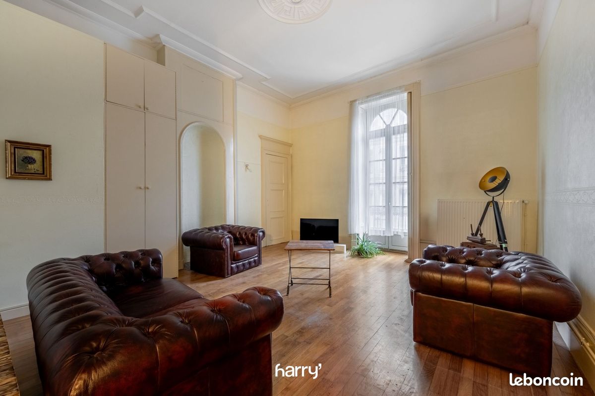 Appartement 2 pièces 64 m² · à Besançon · 64 m² · 690 €