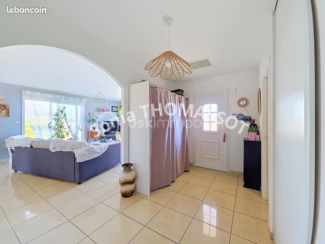 Maison 6 pièces 155 m² · à Remilly-sur-Tille · 155 m² · 430 000 €