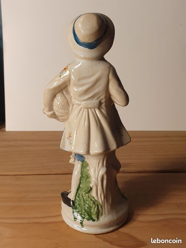 Figurine marquis céramique (image 3)