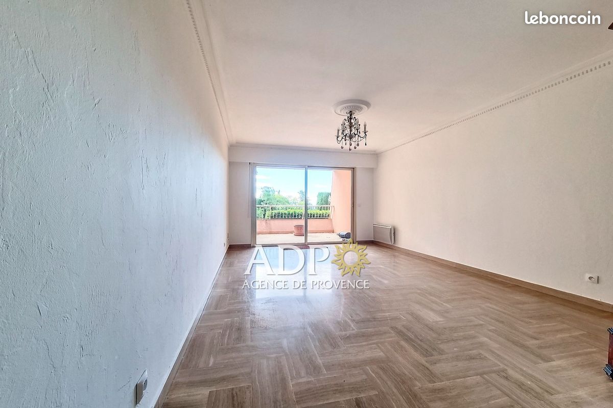 Appartement a louer grasse - 2 pièce(s) - 54 m2 - Surfyn