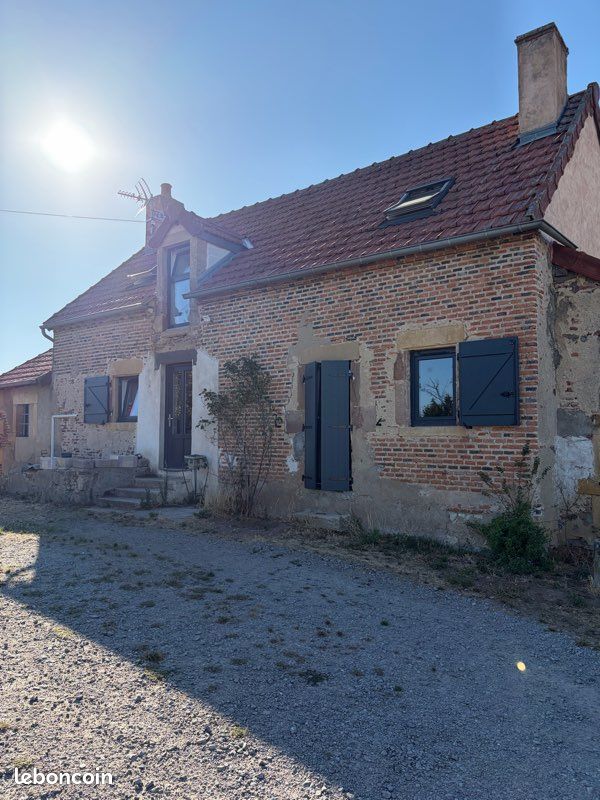 Maison 6 pièces 120 m² · à Trévol · 120 m² · 720 €