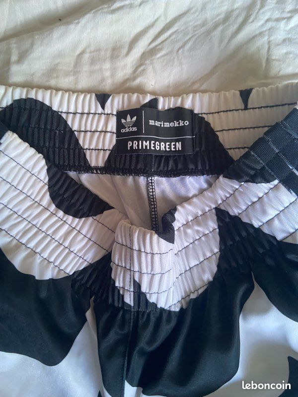 Short Addidas (image 3)
