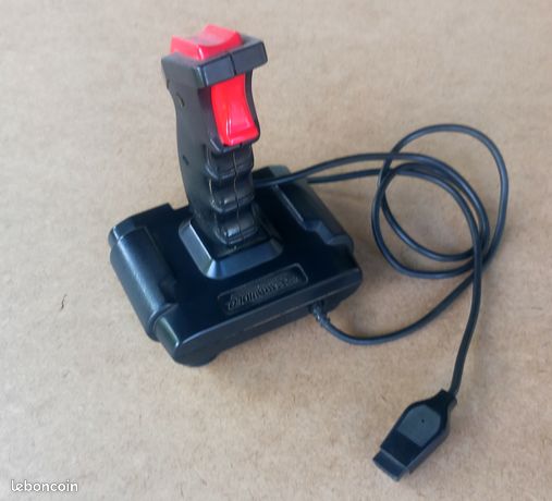 AMSTRAD CPC > > HARDWARE > JOYSTICKS > AMSTRAD JY2