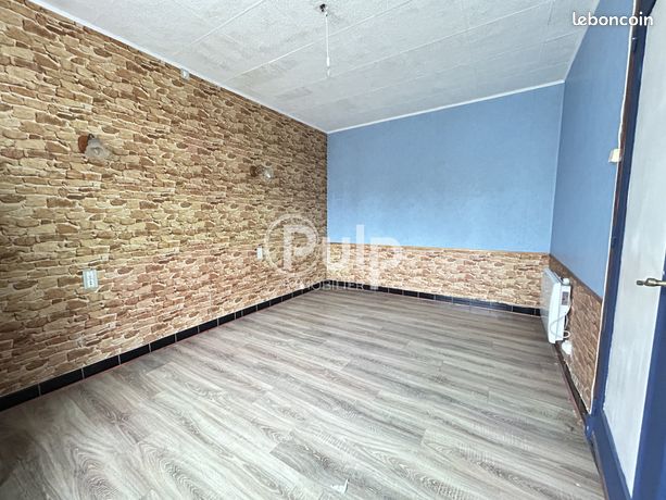 https://img.leboncoin.fr/api/v1/lbcpb1/images/82/97/91/829791c73e5c7339fc927004ee67146dfd6fab28.jpg?rule=ad-image