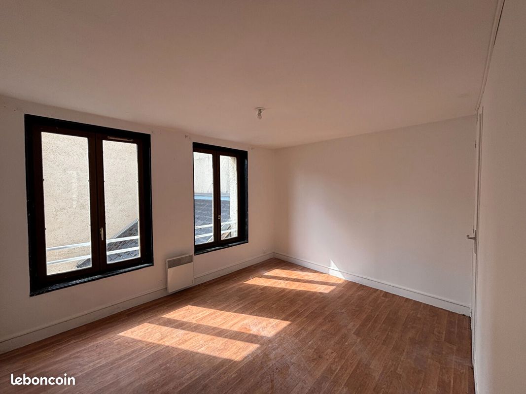 Appartement 3 pièces 59 m² · à Caudebec-lès-Elbeuf · 59 m² · 520 €