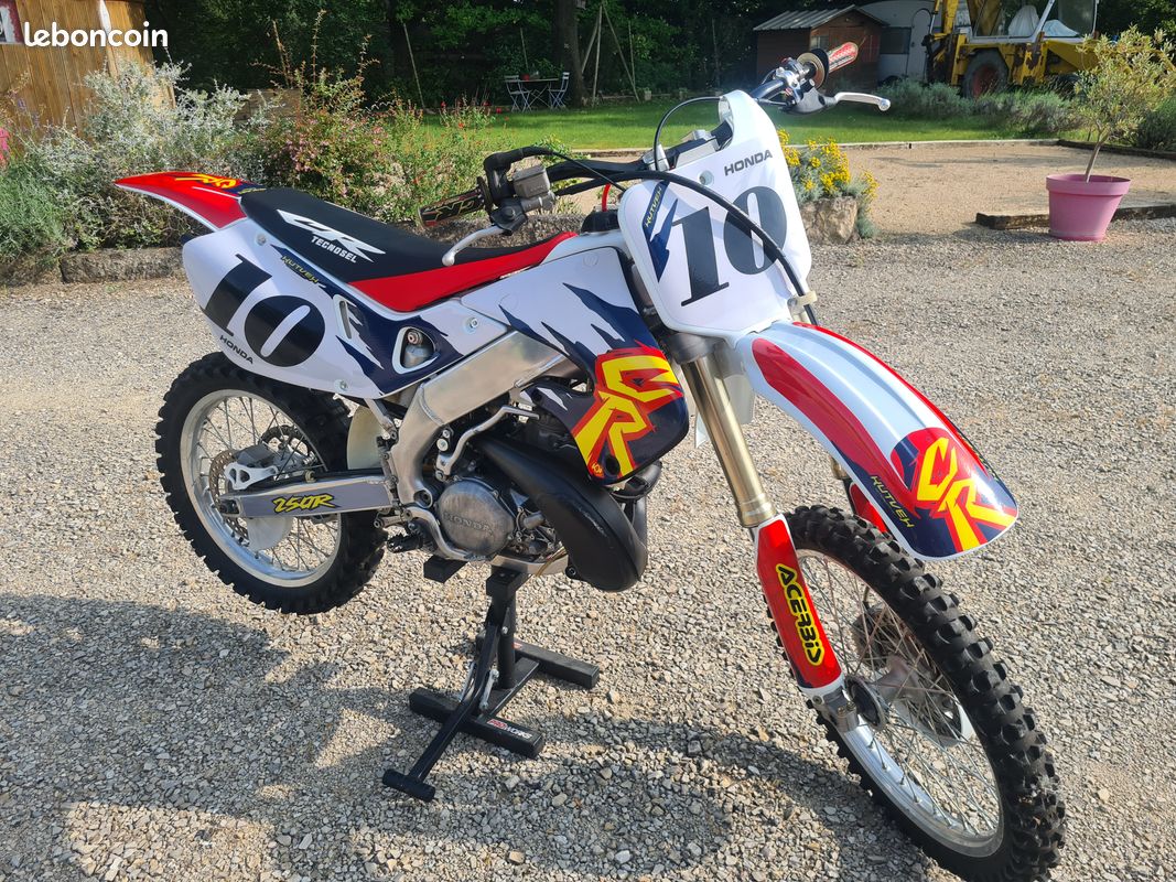 Honda CR 250 Motos
