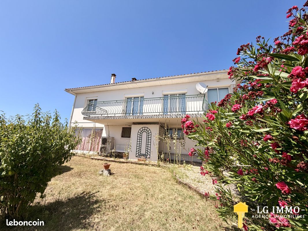 Maison 3 pièces 82 m² · à Mortagne-sur-Gironde · 82 m² · 279 000 €