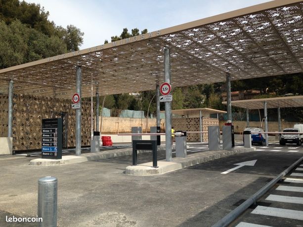 Place de parking Cassis