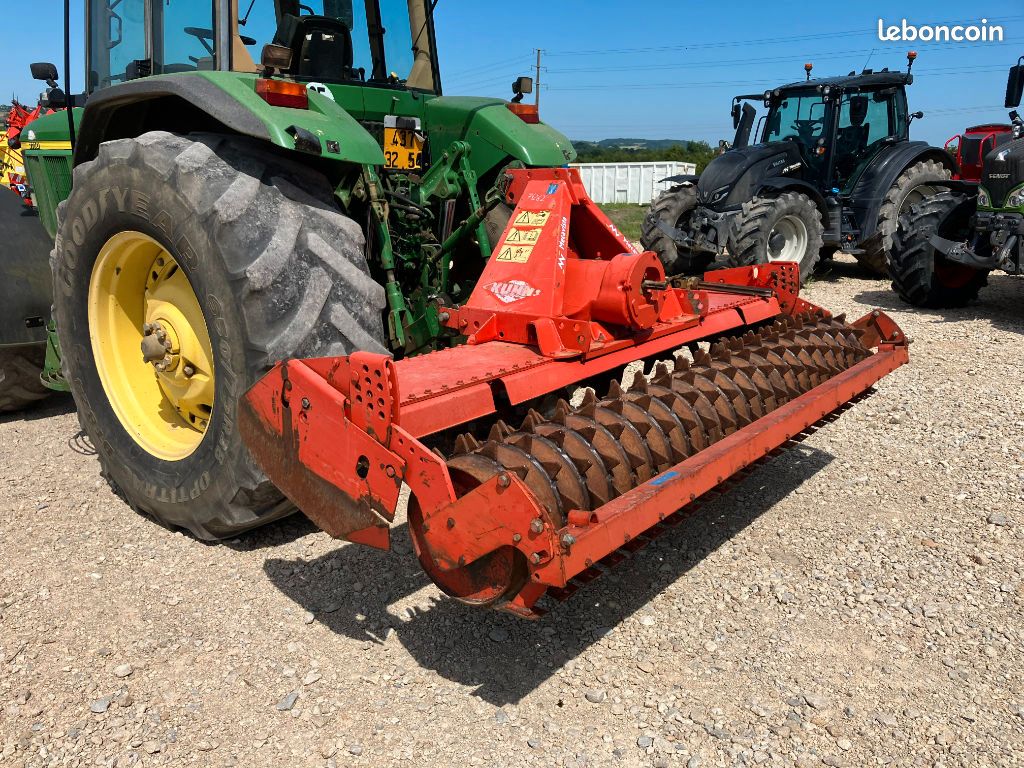 Kuhn HRB 302D - Matériel agricole