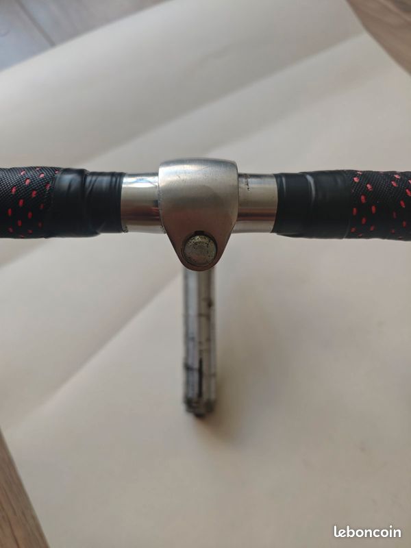 MANETTES, POIGNÉES, LEVIERS de frein MAFAC pour vélo route vintage FRANCE 1970s EUR 29,00 - FR