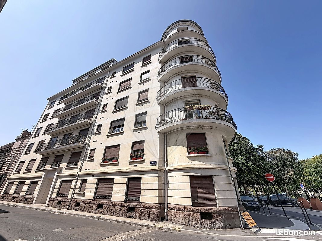 Appartement 4 pièces 99 m² · à Sens · 99 m² · 200 000 €