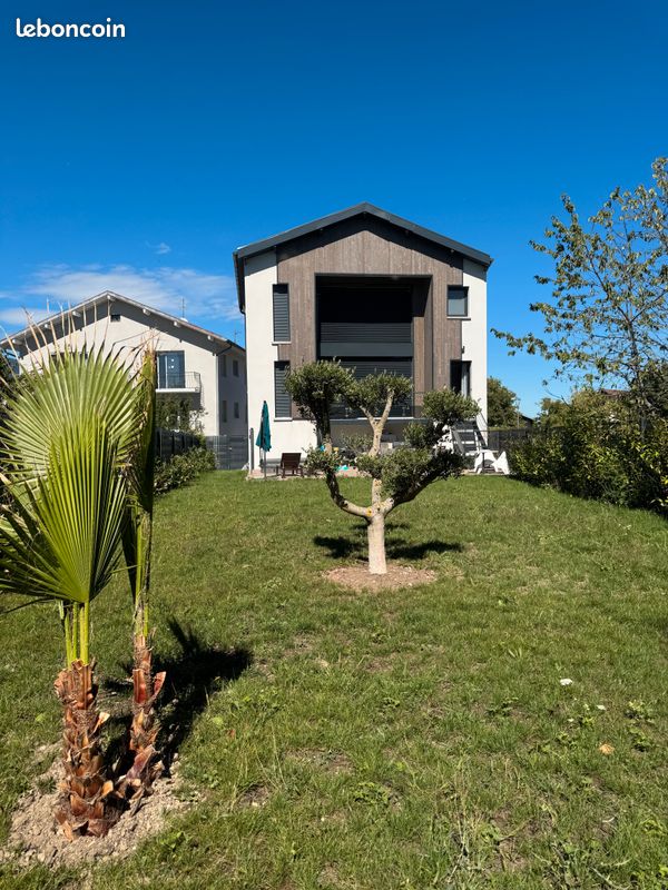 Maison 5 pièces 197 m² · à Divonne-les-Bains · 197 m² · 1 650 000 €
