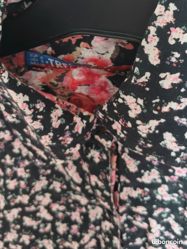 Chemise Zara noir a petites fleurs Trf Zara Collection 36 état parfait al06 (image 2)