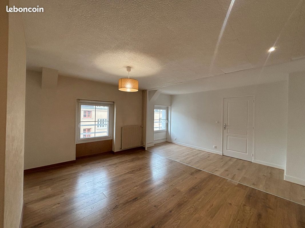 Appartement 3 pièces 72 m² · à Laval · 72 m² · 800 €/mois