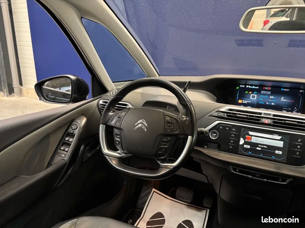 CITROEN C4 Picasso 2.0 HDI 150ch Exclusive - 2015 - Caméra de recul - Bluetooth - LED (image 8)