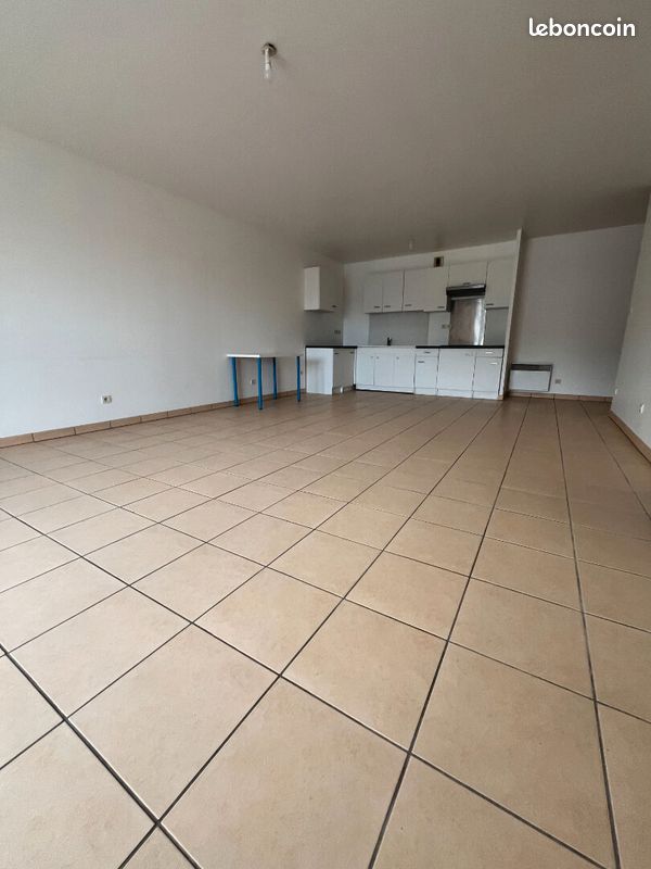 Appartement 2 pièces 58 m² · à Auneau-Bleury-Saint-Symphorien · 58 m² · 123 000 €