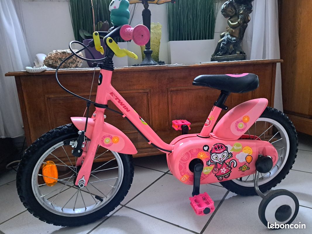 Vélo enfant marque Decathlon taille 14 pouces 3/5 ans TBE Vélos