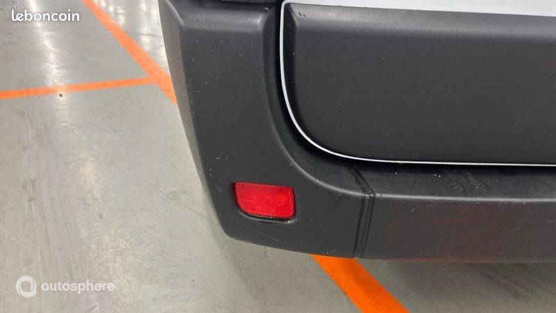 Renault Master Véhicule utilitaire ou Société F3500 L3H3 2.3 Blue dCi 135ch Confort Euro6E (image 22)
