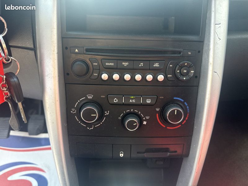 Peugeot 207 SW 1.6 HDI FAP BUSINESS (image 20)