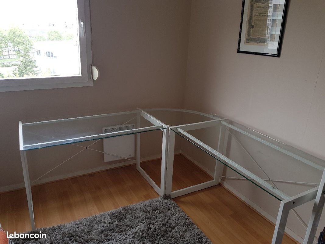 Bureau angle en verre trempé (image 1)