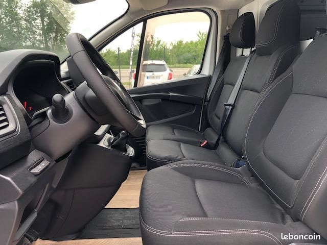 Renault TRAFIC III FG L2H1 3T 2.0 BLUE DCI 150CH GRAND CONFORT ETAT PARFAIT (image 20)