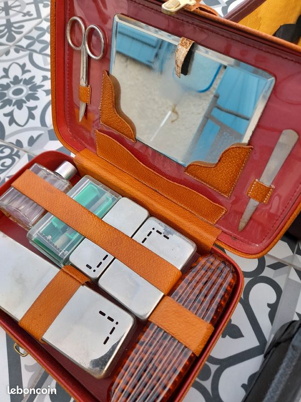 Lots de valisettes vintage (image 4)