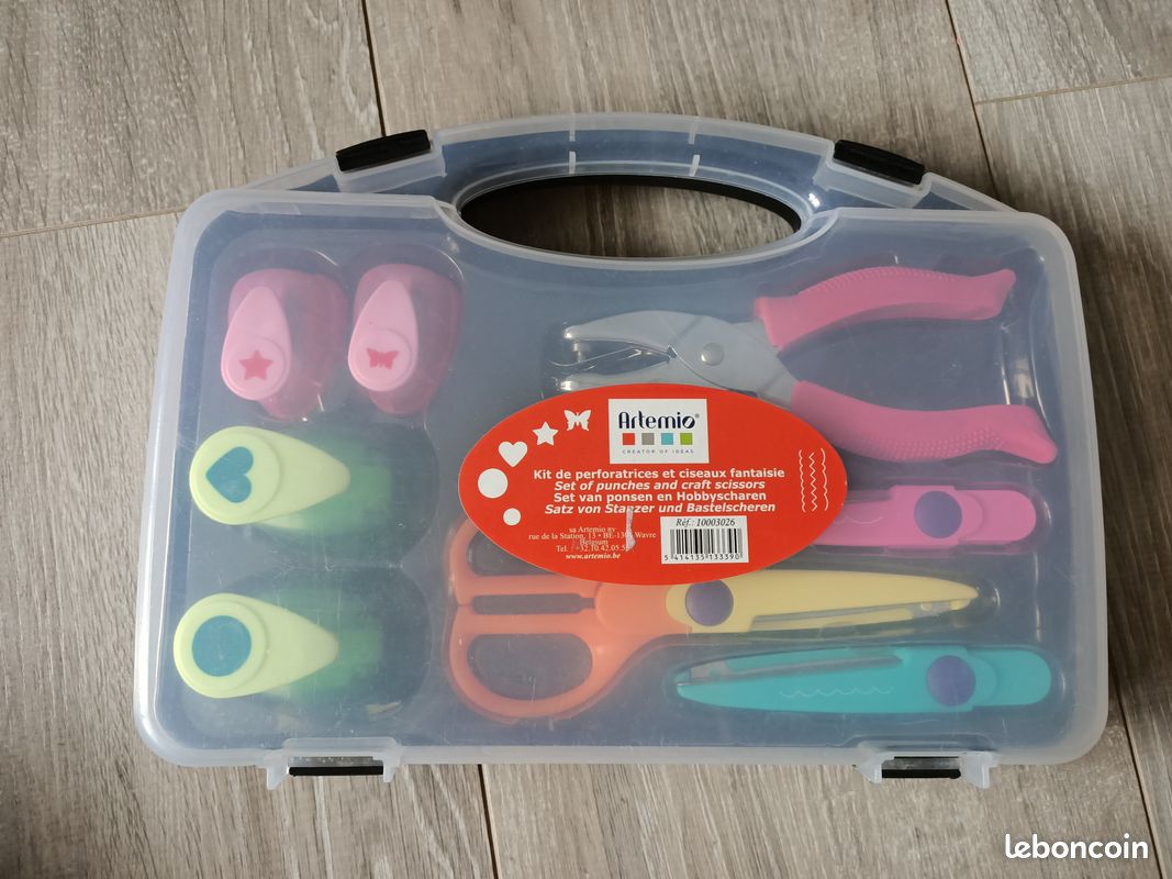 Kit perforatrices et ciseaux fantaisies (image 1)
