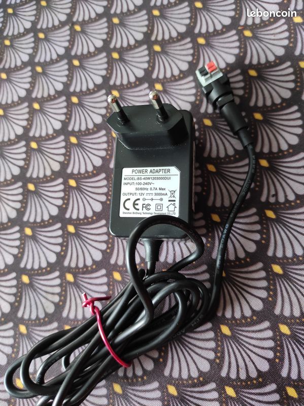 Chargeur-Testeur 100-240 V pour fils électrique 1,5-2,5 mm² (image 2)